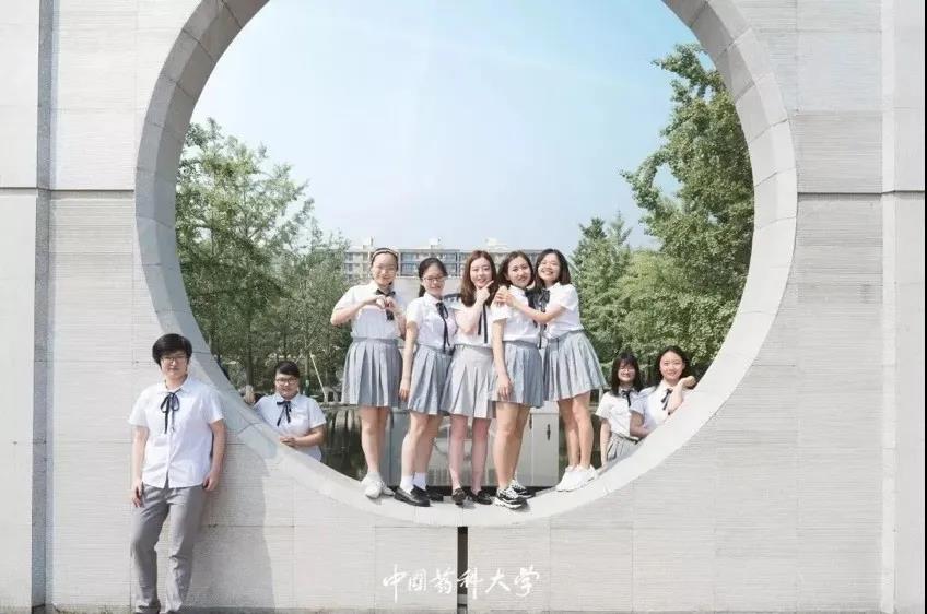 投稿时间：2020年10月31日起